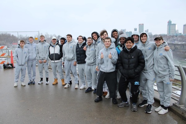 Lakers stun nationally ranked Niagara lakers